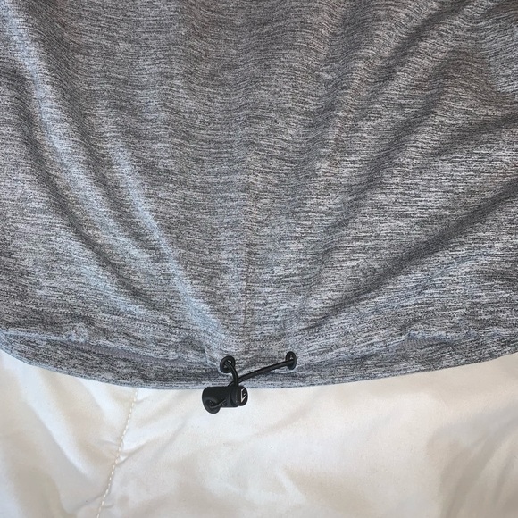 (SOLD) Gymshark Drawcord Crop Top - Picture 7 of 8